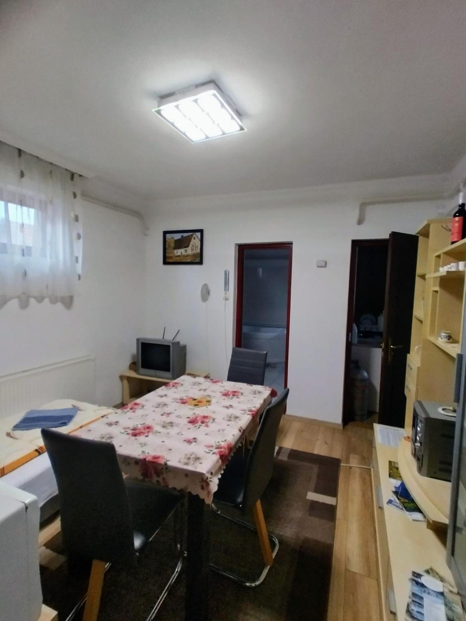 Bundik Vendégház Berettyóújfalu Habitación foto
